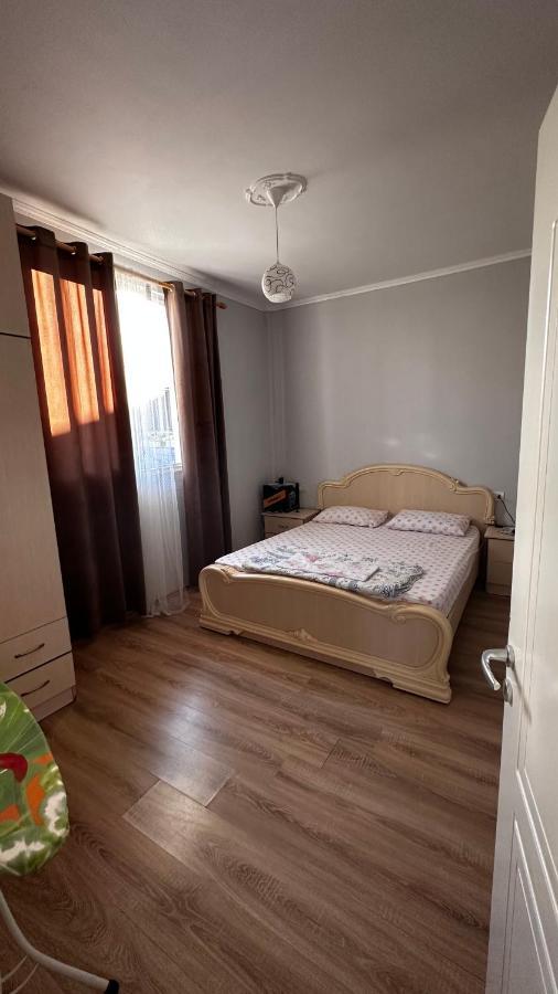 Priam Garden Apartamento Durrës Exterior foto